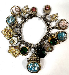 Vtg 1950s 60s Chunky Gold Tone Charm Bracelet French Fleur De Lis Faux Gemstones