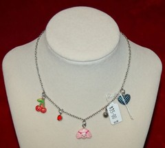 VINTAGE JEWELRY Necklace Nostalgia Charms